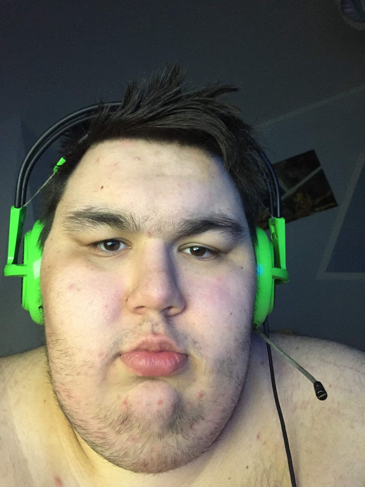 Dennis vor der Abnahme – Gesicht mit Gaming-Headset